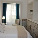 Downtown Pensión 4*